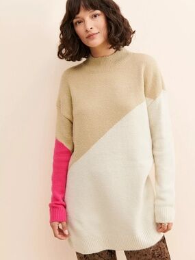RD Style- Regan Colorblock Sweater- Medium